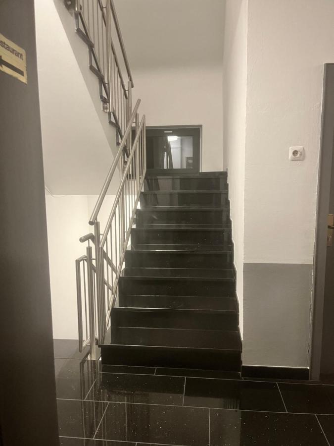 Akropolis Hotel Любек Экстерьер фото